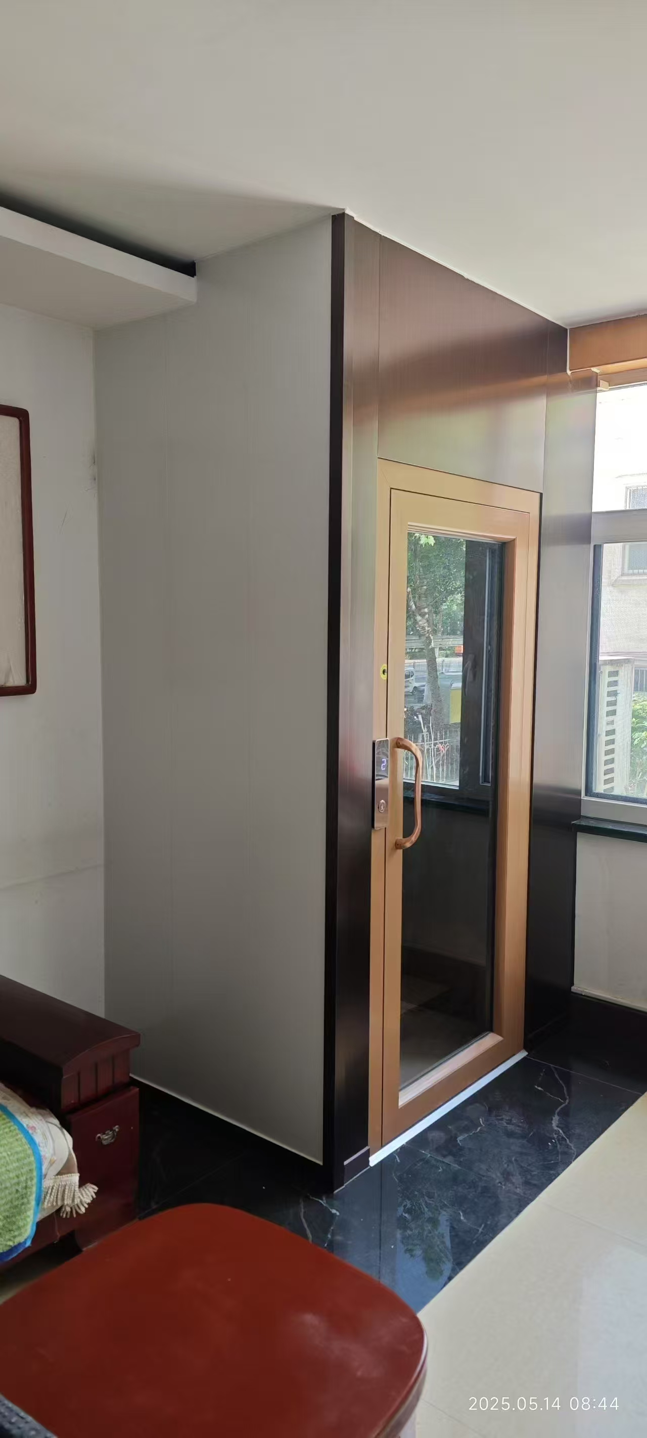 Thang Máy Thủy Lực Giếng Kín